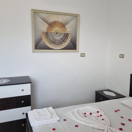 Apartment Besnik Brahimi Ksamil Bagian luar foto