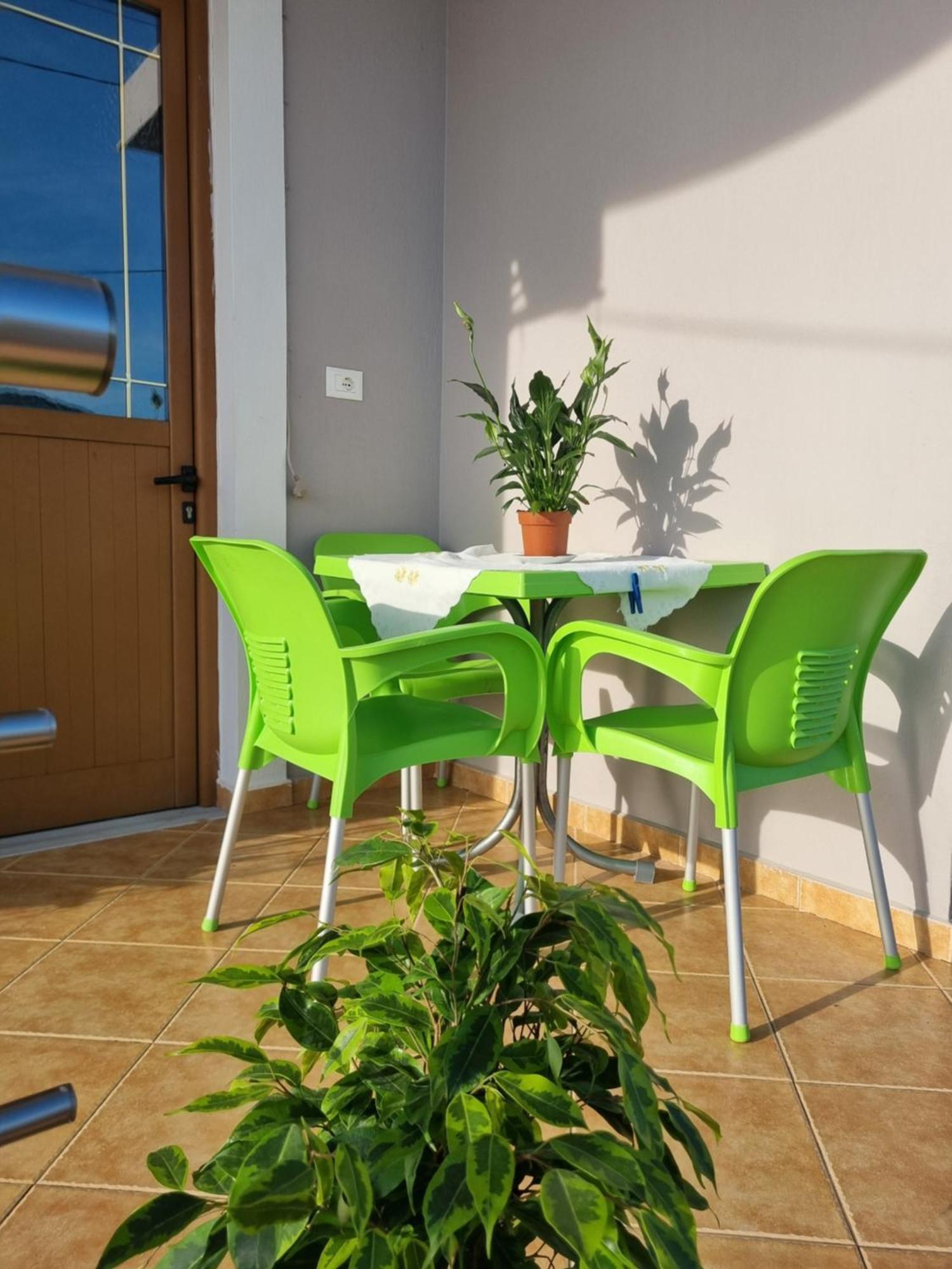 Apartment Besnik Brahimi Ksamil Bagian luar foto