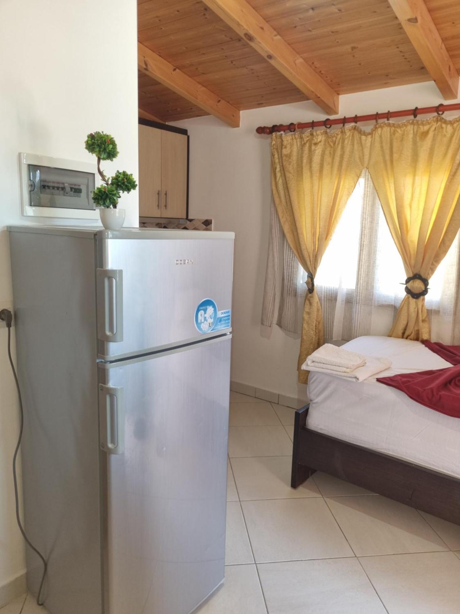 Apartment Besnik Brahimi Ksamil Bagian luar foto