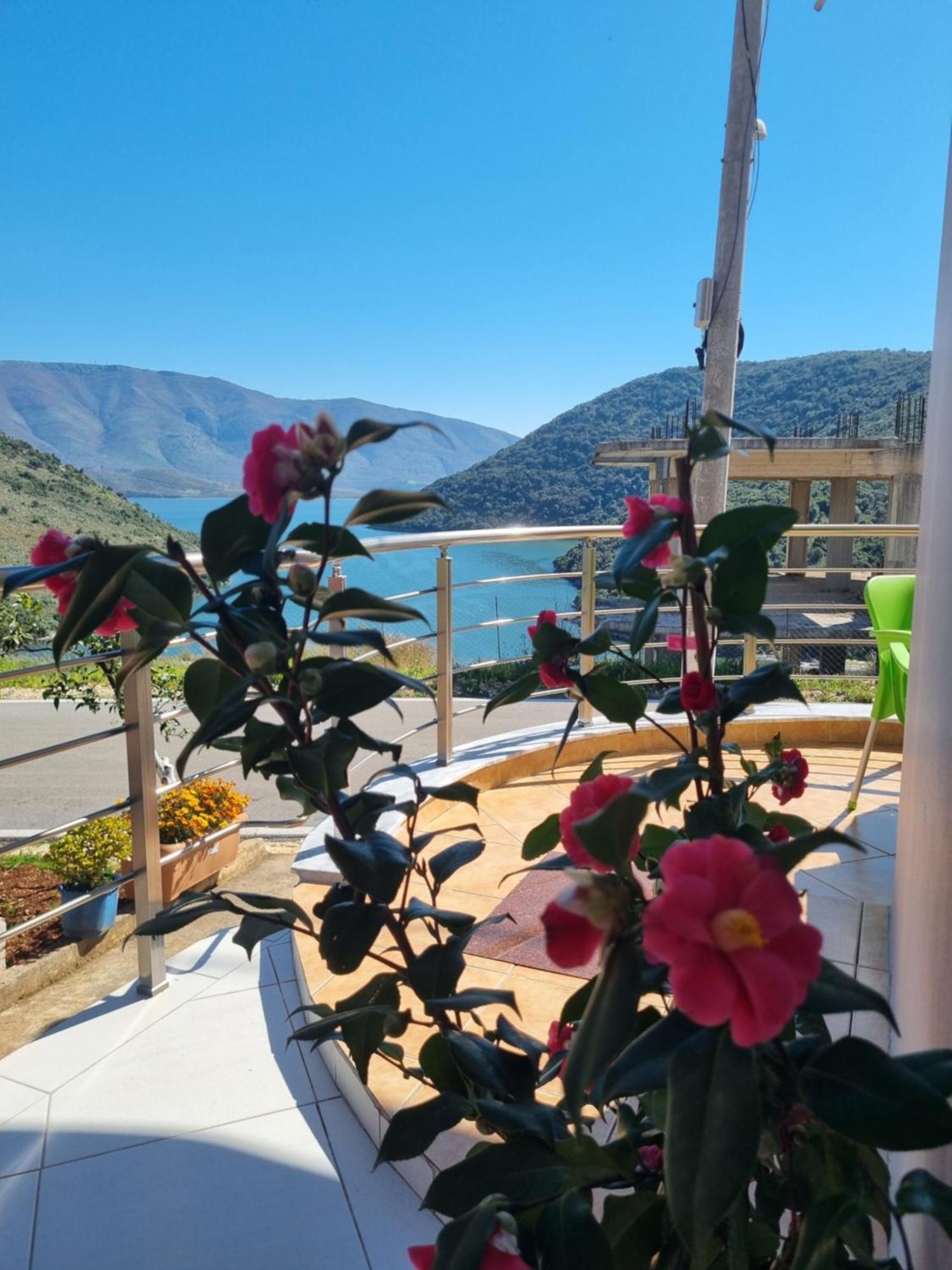 Apartment Besnik Brahimi Ksamil Bagian luar foto